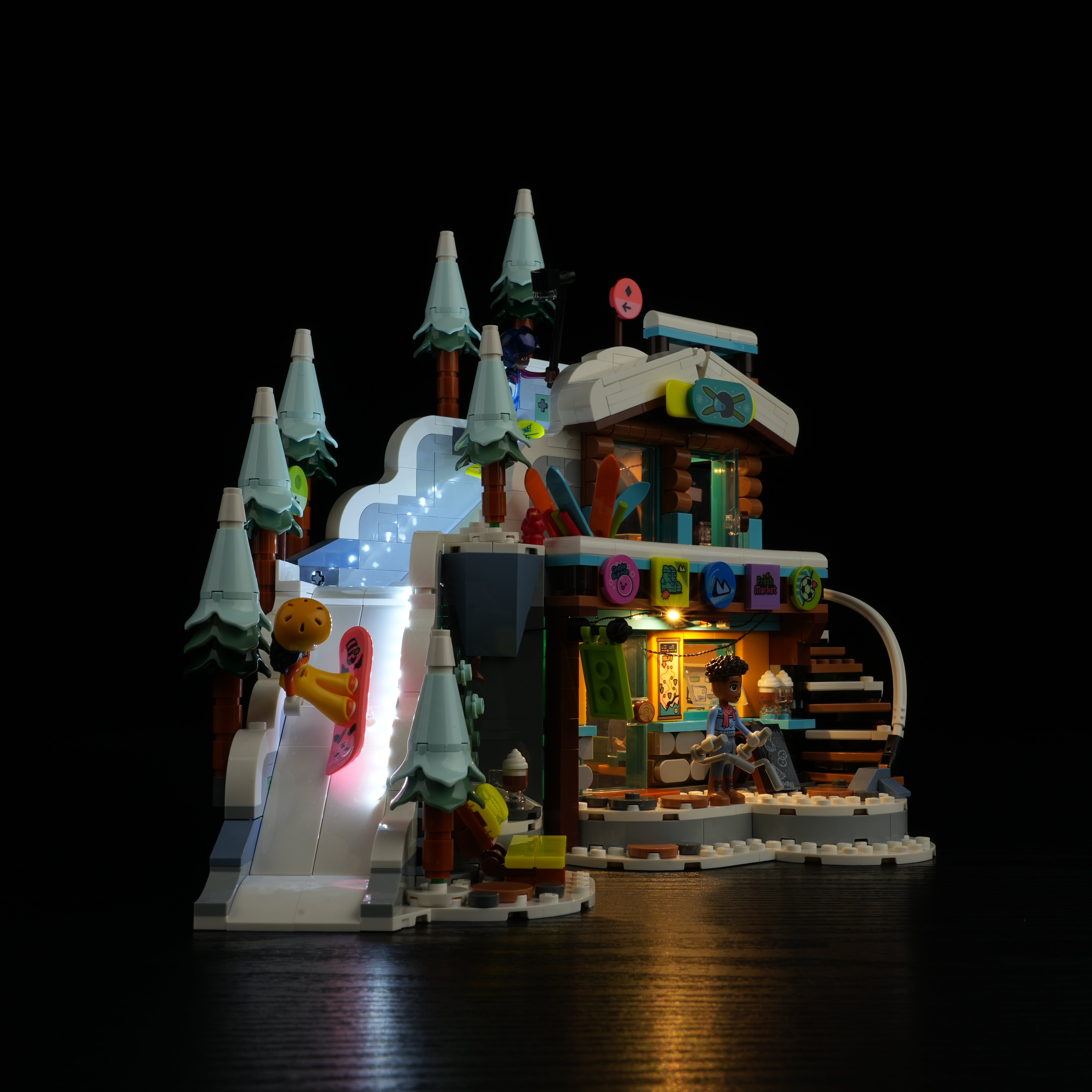 Nookbricks-Beleuchtungsset für LEGO Holiday-Skipiste und Café #41756