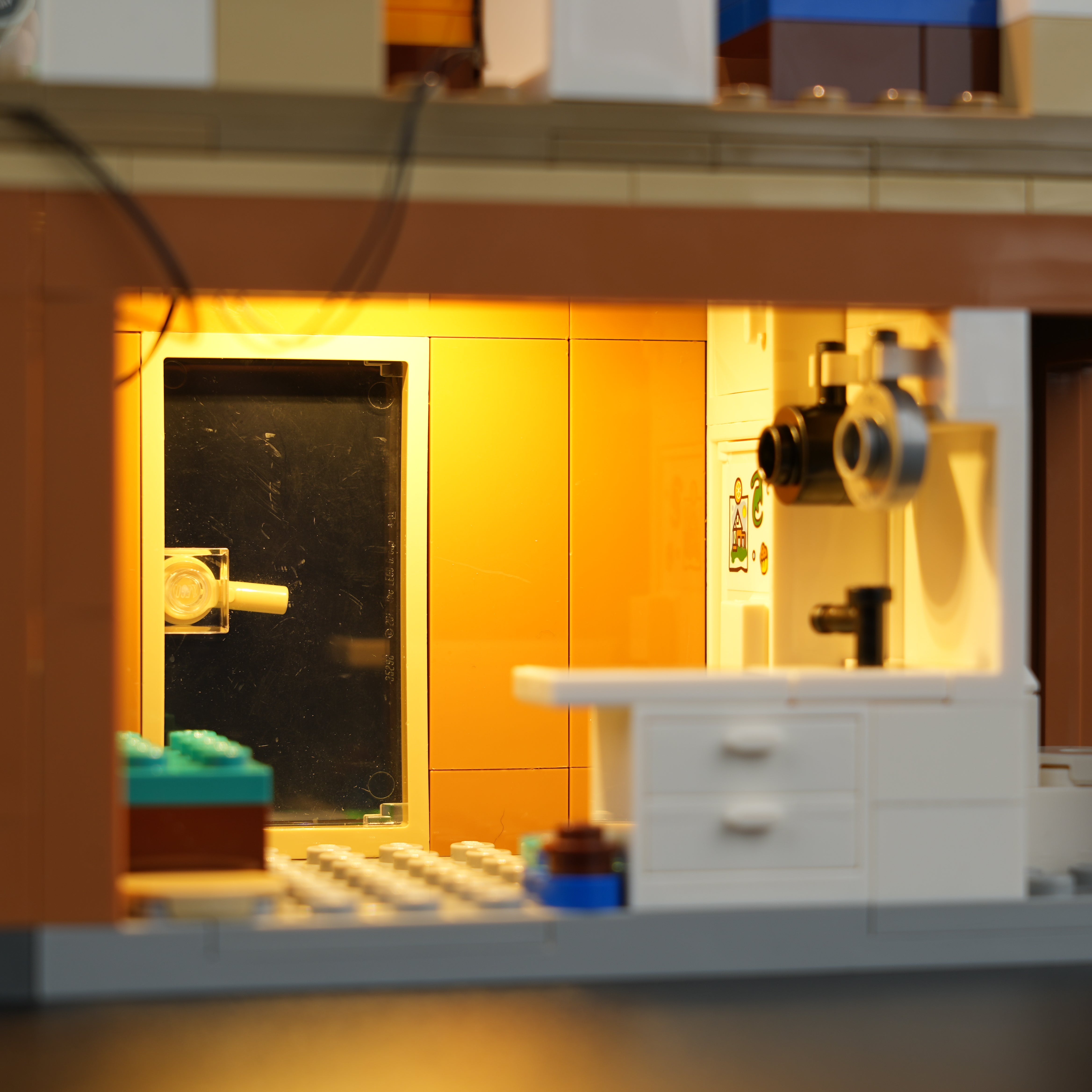 Nookbricks Light Kit for LEGO City Family House #60398